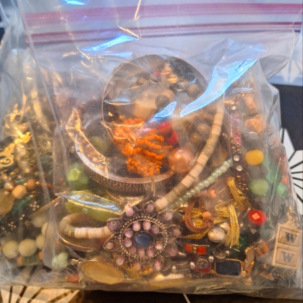 3lbs vintage mystery jewelry bags